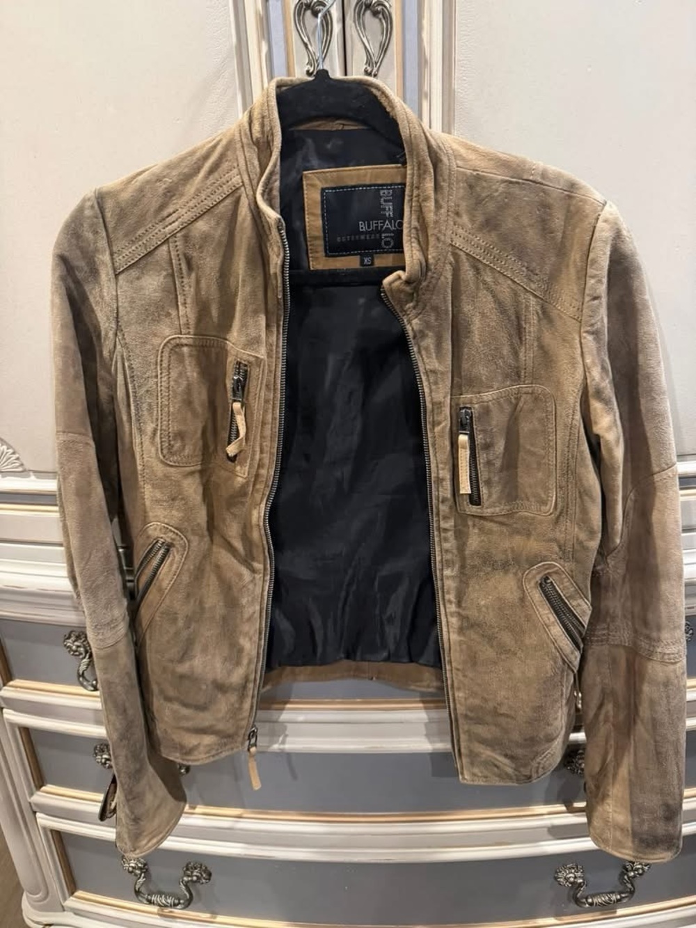 Excellent condition Buffalo David Bitton Distressed Brown Suede Zip Jacket, XS - Picture 2 of 6